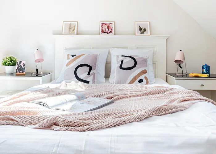 Days - Airy Duplex With Terrace And Ac *